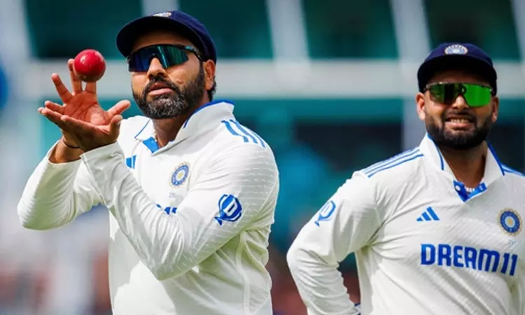 ரோகித் சர்மா எங்கே..? ரசிகரின் கேள்விக்கு ஜாலியாக பதிலளித்த ரிஷப் பண்ட் ரோகித் சர்மா எங்கே..? ரசிகரின் கேள்விக்கு ஜாலியாக பதிலளித்த ரிஷப் பண்ட்