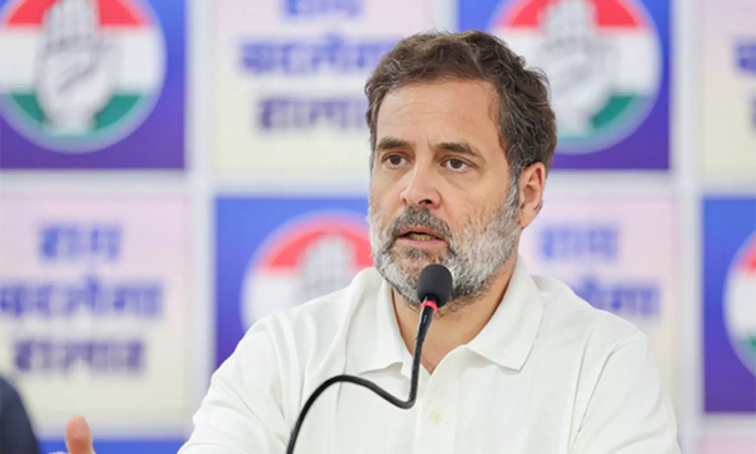 எனது கேள்விகளுக்கு மழுப்பாமல் பதில் தாருங்கள்- தேர்தல் கமிஷனுக்கு ராகுல் காந்தி பதில் எனது கேள்விகளுக்கு மழுப்பாமல் பதில் தாருங்கள்- தேர்தல் கமிஷனுக்கு ராகுல் காந்தி பதில்