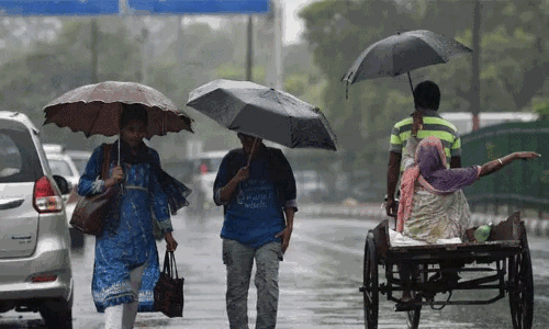 சென்னையில் பல்வேறு பகுதிகளில் பரவலாக மழை சென்னையில் பல்வேறு பகுதிகளில் பரவலாக மழை