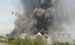 விமான விபத்து; குஜராத் முதல்-மந்திரியிடம் அமித்ஷா பேச்சு விமான விபத்து; குஜராத் முதல்-மந்திரியிடம் அமித்ஷா பேச்சு