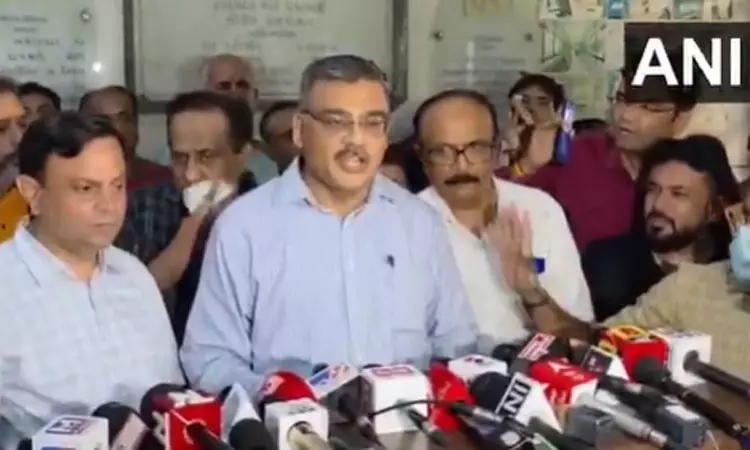 குஜராத் விமான விபத்து; 204 பேர் உயிரிழந்ததாக தகவல் குஜராத் விமான விபத்து; 204 பேர் உயிரிழந்ததாக தகவல்