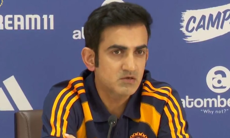 நீண்ட இடைவெளிக்கு பிறகு அணிக்கு திரும்புவது எளிது அல்ல - கருண் நாயரை பாராட்டிய கம்பீர்