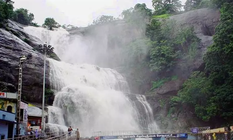 குற்றாலத்தில் அனைத்து அருவிகளிலும் குளிக்க தடை ... ... இன்றைய முக்கிய செய்திகள்.. சில வரிகளில்.. 13-06-2025