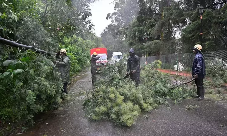 இன்றும், நாளையும் நீலகிரி மாவட்டத்திற்கு ரெட்... ... இன்றைய முக்கிய செய்திகள்.. சில வரிகளில்.. 14-06-2025 இன்றும், நாளையும் நீலகிரி மாவட்டத்திற்கு ரெட்... ... இன்றைய முக்கிய செய்திகள்.. சில வரிகளில்.. 14-06-2025
