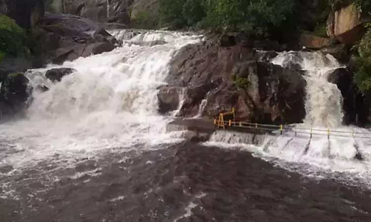 மணிமுத்தாறு அருவியில் பொதுமக்கள் குளிப்பதற்கு தடை ... ... இன்றைய முக்கிய செய்திகள்.. சில வரிகளில்.. 14-06-2025 மணிமுத்தாறு அருவியில் பொதுமக்கள் குளிப்பதற்கு தடை ... ... இன்றைய முக்கிய செய்திகள்.. சில வரிகளில்.. 14-06-2025