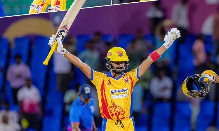 டிஎன்பிஎல்: திண்டுக்கல் அணி 9 விக்கெட் வித்தியாசத்தில் வெற்றி டிஎன்பிஎல்: திண்டுக்கல் அணி 9 விக்கெட் வித்தியாசத்தில் வெற்றி