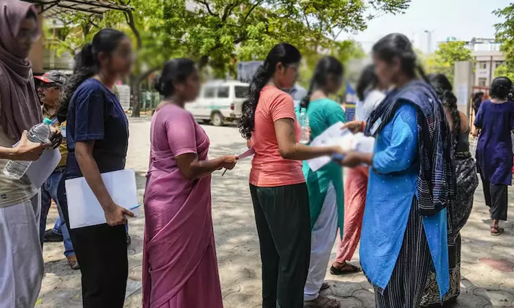 கோவை: நீட் தேர்வு முடிவில் குளறுபடி என மாணவி... ... இன்றைய முக்கிய செய்திகள்.. சில வரிகளில்.. 15-06-2025