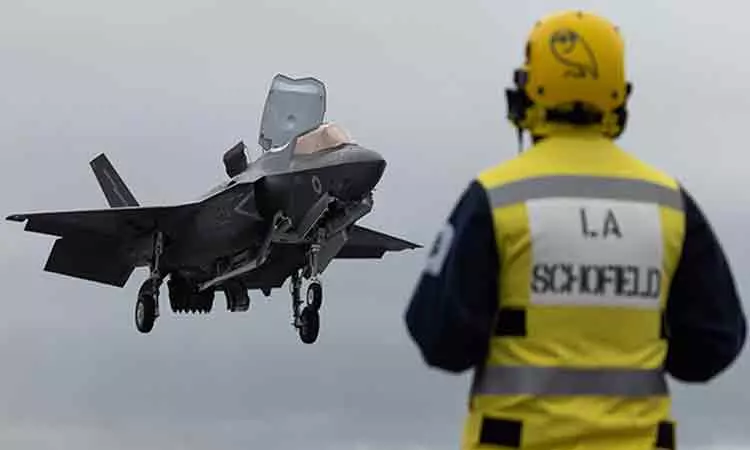 இங்கிலாந்து போர் விமானம் திருவனந்தபுரத்தில் அவசர தரையிறக்கம்