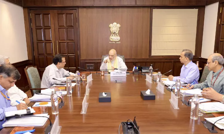 மக்கள் தொகை கணக்கெடுப்பு பணி: அமித்ஷா ஆய்வு