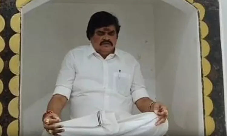 தியானம் செய்த ராஜேந்திர பாலாஜி எடப்பாடி பழனிசாமி... ... இன்றைய முக்கிய செய்திகள்.. சில வரிகளில்.. 16-06-2025 தியானம் செய்த ராஜேந்திர பாலாஜி எடப்பாடி பழனிசாமி... ... இன்றைய முக்கிய செய்திகள்.. சில வரிகளில்.. 16-06-2025