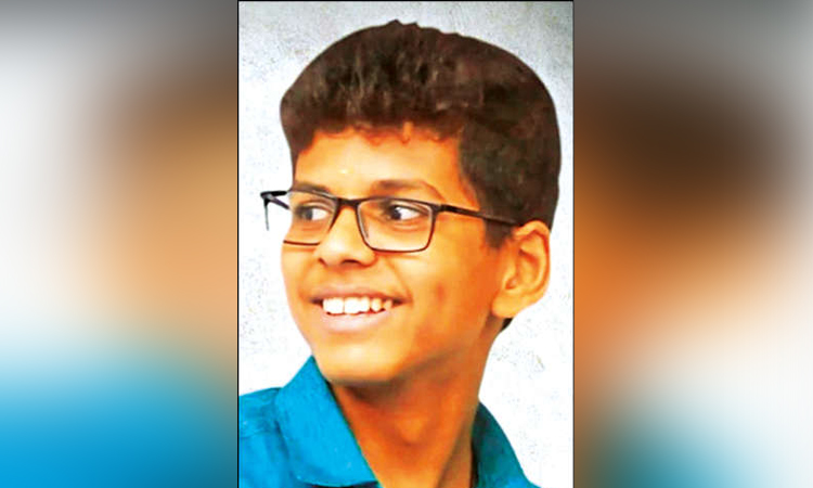 நீட் தேர்வு முடிவு வெளியான நாளில் முன்னாள் எம்.எல்.ஏ. வீட்டில் மாணவன் தற்கொலை