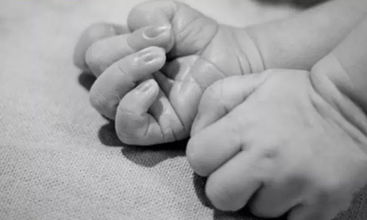 தாய் பால் குடித்த குழந்தை மூச்சுத்திணறி பலி