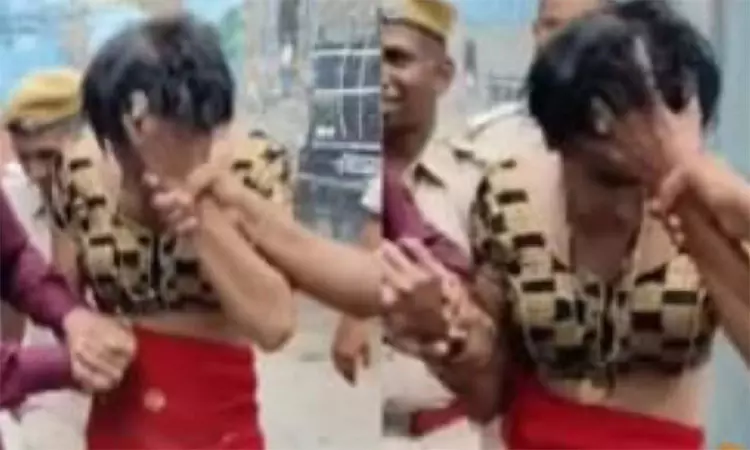 ராஜஸ்தான்: கைதுக்கு பயந்து பெண் வேடமிட்டு போலீசாரை திகைக்க வைத்த குற்றவாளி - வைரலாகும் வீடியோ
