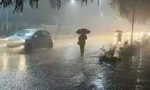 சென்னை மற்றும் புறநகர் பகுதிகளில் கனமழை