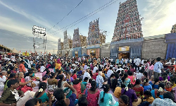 முருக பக்தர்கள் மாநாடு; குவியும் லட்சக்கணக்கான பக்தர்கள்