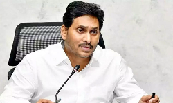 டயரில் சிக்கி தொண்டர் உயிரிழப்பு - ஜெகன் மீது வழக்குப்பதிவு