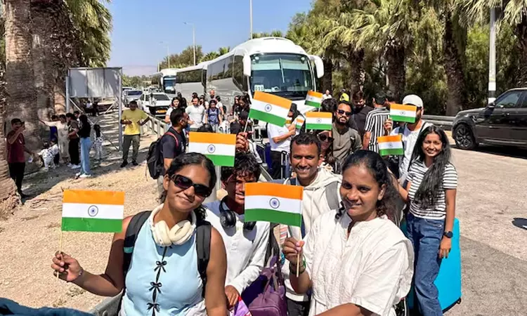 ஆபரேஷன் சிந்து: இஸ்ரேலில் இருந்து மேலும் 160 இந்தியர்கள் மீட்பு ஆபரேஷன் சிந்து: இஸ்ரேலில் இருந்து மேலும் 160 இந்தியர்கள் மீட்பு