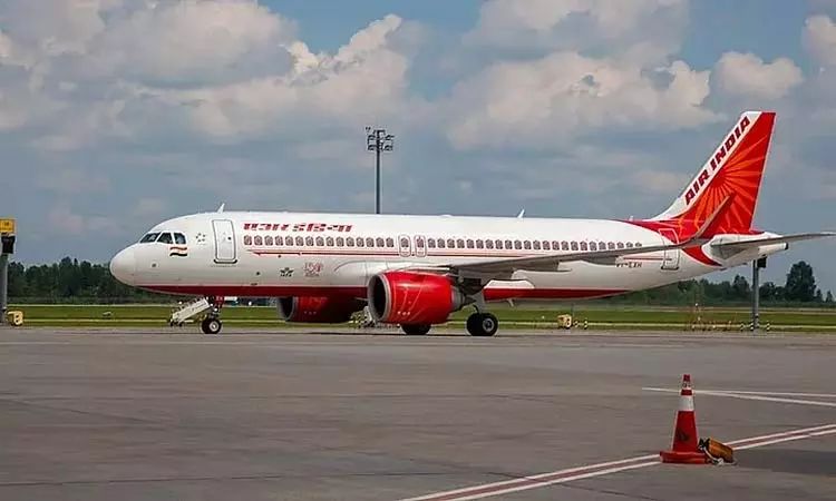 ஸ்ரீநகர் புறப்பட்ட ஏர் இந்தியா விமானம் டெல்லியில் தரையிறக்கம்