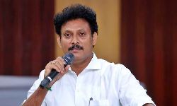 அண்ணாமலையின் கருத்து பிற்போக்குத்தனமானது - அன்பில் மகேஸ் அண்ணாமலையின் கருத்து பிற்போக்குத்தனமானது - அன்பில் மகேஸ்