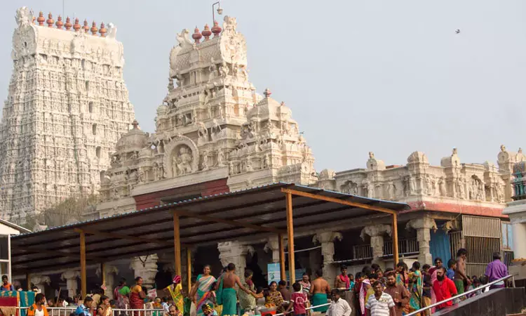 திருச்செந்தூர் கோவிலில் தமிழிலேயே குடமுழுக்கு நடக்கவுள்ளது - தமிழக அரசு