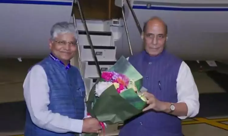 பாதுகாப்புத்துறை மந்திரி ராஜ்நாத் சிங் சீனா பயணம்