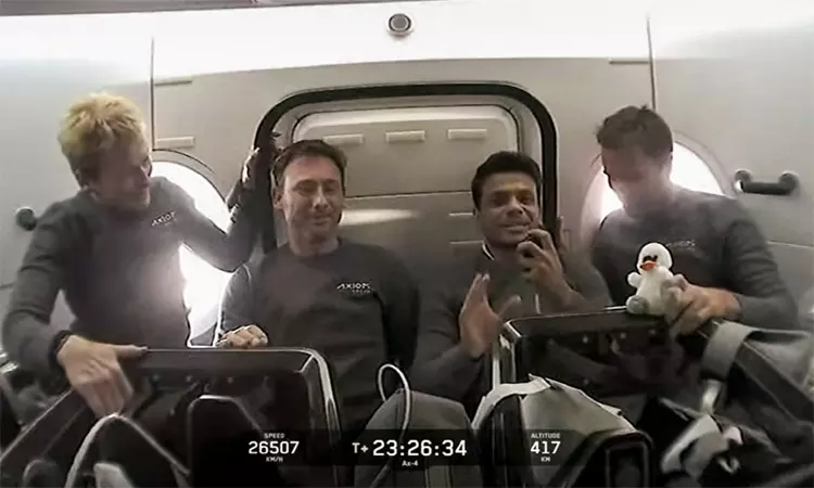 விண்கலத்தில் இருந்து வணக்கம் சொன்ன சுபான்ஷு சுக்லா