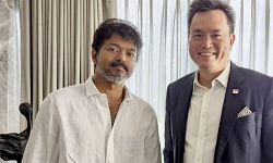 விஜய்யுடன் சிங்கப்பூர் தூதரக அதிகாரி எட்கர் பாங் சந்திப்பு