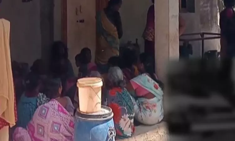 மகளை கழுத்தறுத்து கொலை செய்த தந்தை