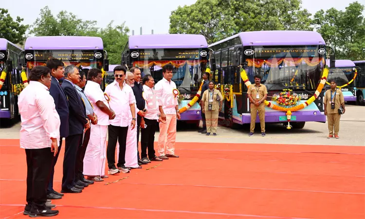 சென்னையில் 120 மின்சார பஸ்கள் சேவை தொடக்கம்: என்னென்ன வசதிகள் உள்ளன?