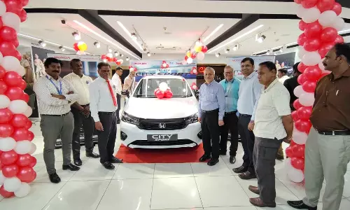 புதிய ஹோண்டா சிட்டி ஸ்போர்ட் விற்பனையை தொடங்கிய சுந்தரம் ஹோண்டா புதிய ஹோண்டா சிட்டி ஸ்போர்ட் விற்பனையை தொடங்கிய சுந்தரம் ஹோண்டா
