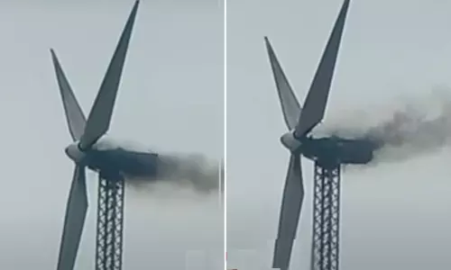 கோவையில் திடீரென தீப்பிடித்து எரிந்த காற்றாலை