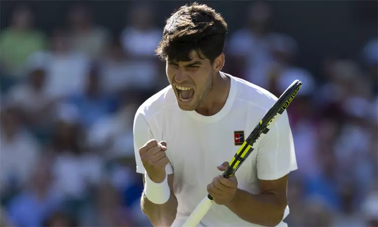 விம்பிள்டன் டென்னிஸ்: முதல் சுற்றில் அல்காரஸ் போராடி வெற்றி