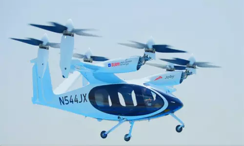 துபாயில் பறக்கும் டாக்சி சோதனை ஓட்டம் வெற்றி: 322 கி.மீ. வேகத்தில் செல்லும்