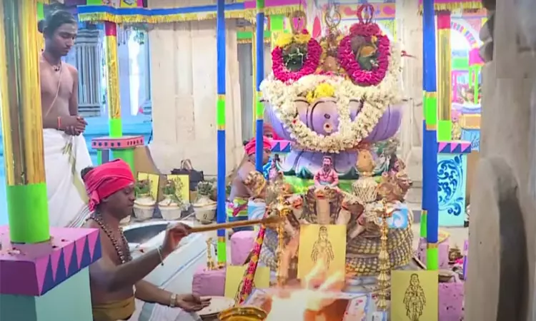 திருச்செந்தூர் கும்பாபிஷேக விழா: 3-வது நாளாக யாகசாலை பூஜை- திரளான பக்தர்கள் பங்கேற்பு