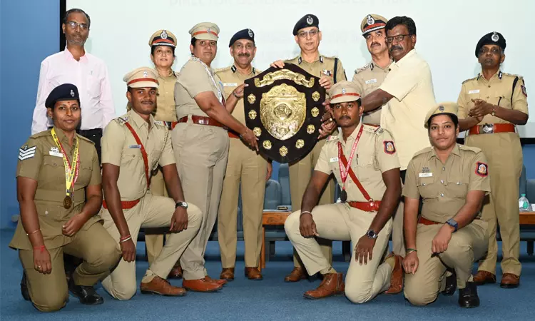 மாநில காவல் பணித்திறனாய்வு போட்டிகள் நிறைவு விழா: டிஜிபி சங்கர் ஜிவால் பதக்கங்கள் வழங்கினார்