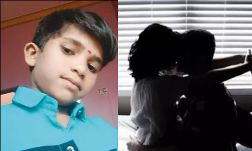 சிறுவன் கொலையில் திடுக்கிடும் தகவல்: காதலியுடன் உல்லாசமாக இருந்ததை பார்த்ததால் வாலிபர் வெறிச்செயல் சிறுவன் கொலையில் திடுக்கிடும் தகவல்: காதலியுடன் உல்லாசமாக இருந்ததை பார்த்ததால் வாலிபர் வெறிச்செயல்