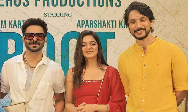 Popular Hindi actor makes his Tamil debut Popular Hindi actor makes his Tamil debut