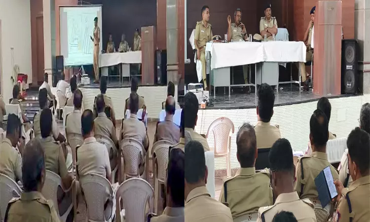 நாளை கும்பாபிஷேக விழா: திருச்செந்தூரில் தென்மண்டல ஐஜி பாதுகாப்பு ஏற்பாடு குறித்து ஆலோசனை நாளை கும்பாபிஷேக விழா: திருச்செந்தூரில் தென்மண்டல ஐஜி பாதுகாப்பு ஏற்பாடு குறித்து ஆலோசனை