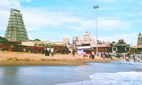 திருச்செந்தூர் முருகன் கோவில் சிறப்புகள் திருச்செந்தூர் முருகன் கோவில் சிறப்புகள்