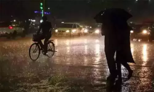 10 மாவட்டங்களில் இரவு 10 மணி வரை மழைக்கு வாய்ப்பு