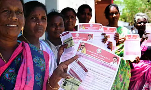 உங்களுடன் ஸ்டாலின் திட்டம் தமிழகம் முழுவதும் வீடு, வீடாக இன்று விண்ணப்பம் வினியோகம் உங்களுடன் ஸ்டாலின் திட்டம் தமிழகம் முழுவதும் வீடு, வீடாக இன்று விண்ணப்பம் வினியோகம்