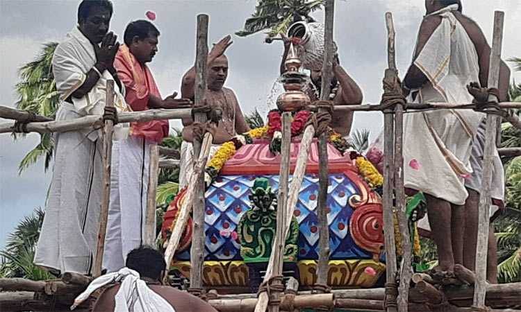 மகாதானபுரம் கிருஷ்ணசுவாமி கோவிலில் 20 ஆண்டுகளுக்கு பிறகு கும்பாபிஷேகம்