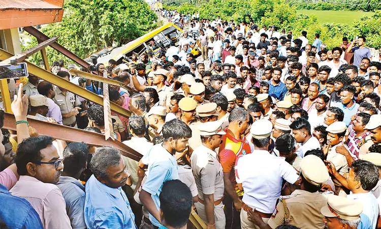 கடலூர்: செம்மங்குப்பத்தில் புதிய கேட் கீப்பர்... ... இன்றைய முக்கிய செய்திகள் சில வரிகளில்.. 09-07-2025 கடலூர்: செம்மங்குப்பத்தில் புதிய கேட் கீப்பர்... ... இன்றைய முக்கிய செய்திகள் சில வரிகளில்.. 09-07-2025