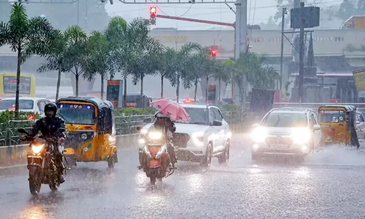 தமிழகத்தில் 15-ம் தேதி வரை மிதமான மழைக்கு வாய்ப்பு