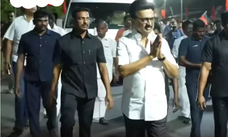 திருவாரூரில் முதல்-அமைச்சர் மு.க. ஸ்டாலின் ரோடு ஷோ