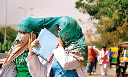 தமிழகத்தில் இன்றும் 13 இடங்களில் சதமடித்த வெயில்:  அதிகபட்சமாக மதுரையில் 104 டிகிரி பதிவு