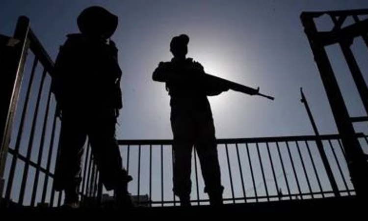 பாகிஸ்தான்: பஸ்சில் சென்ற 9 பயணிகளை சுட்டுக்கொன்ற கிளர்ச்சியாளர்கள்