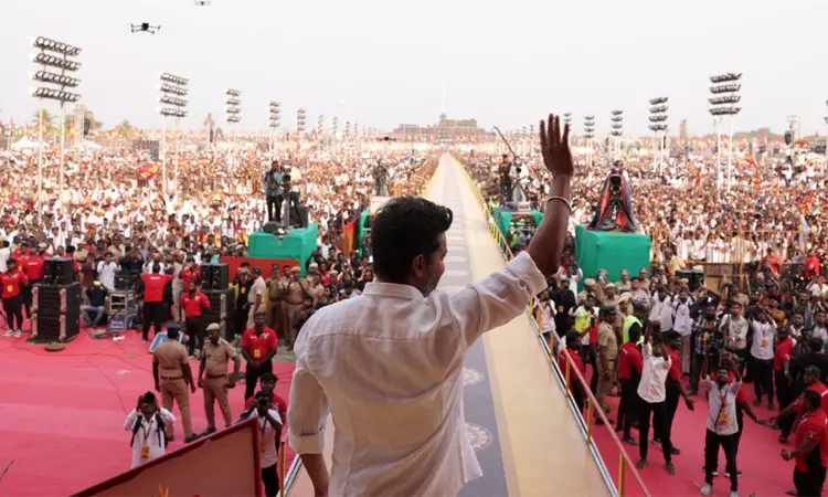 தென் மாவட்டத்தில் பலத்தை நிரூபிக்க விஜய் திட்டம்: மதுரையில் த.வெ.க. 2-வது மாநில மாநாடு?