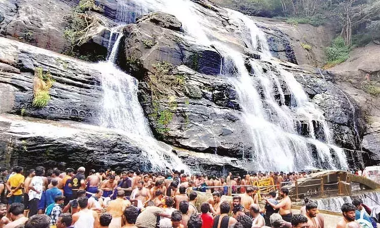 குற்றாலத்தில் குவிந்த சுற்றுலா பயணிகள்..... ... இன்றைய முக்கிய செய்திகள் சில வரிகளில்.. 13-07-2025