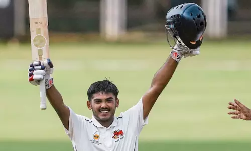 இளையோர் டெஸ்ட்: ஆயுஷ் மாத்ரே அபார சதம்.. முதல் நாளில் இந்திய அணி 450 ரன்கள் குவிப்பு